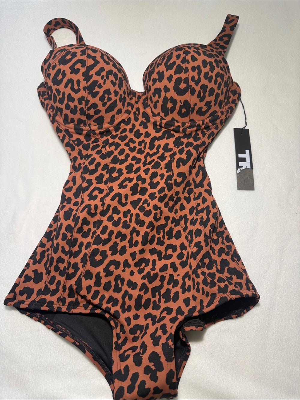 New Ta3 Lushy Hipster Sculpting Swimsuit.Leopard . Size XS/Short. F-G Cup